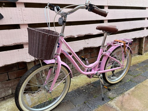 Girls pink traditional bike - girls,